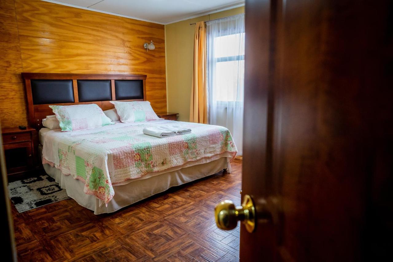 לינה וארוחת בוקר פורטו נטאלס Casa Lucy מראה חיצוני תמונה
