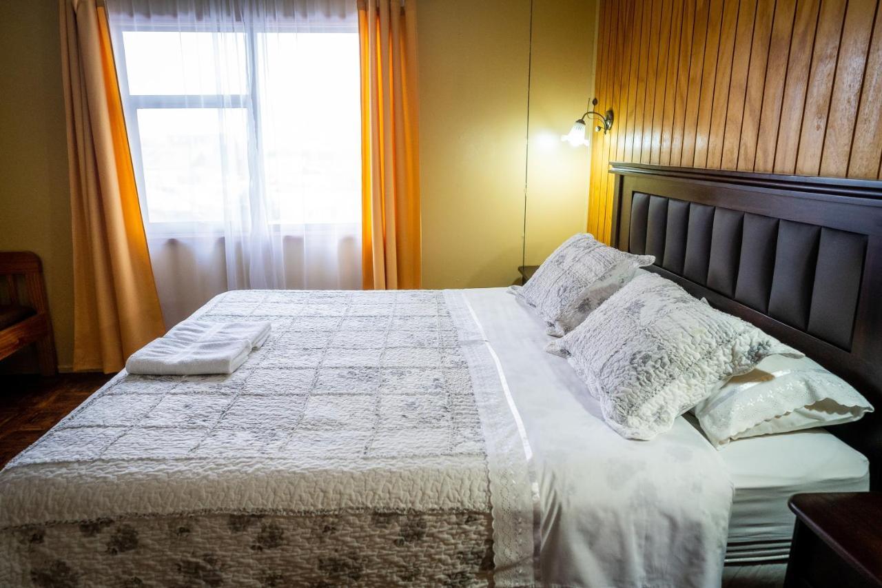לינה וארוחת בוקר פורטו נטאלס Casa Lucy מראה חיצוני תמונה