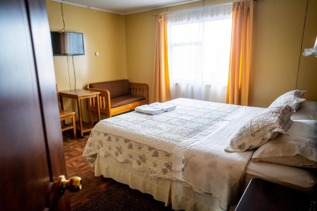 לינה וארוחת בוקר פורטו נטאלס Casa Lucy מראה חיצוני תמונה