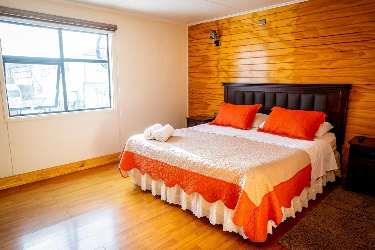לינה וארוחת בוקר פורטו נטאלס Casa Lucy מראה חיצוני תמונה