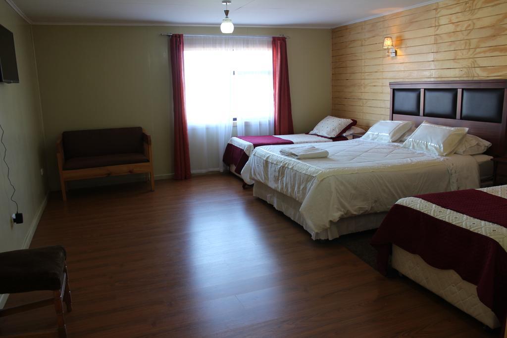 לינה וארוחת בוקר פורטו נטאלס Casa Lucy מראה חיצוני תמונה